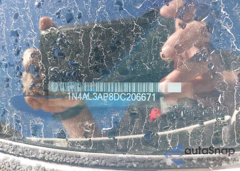 2013 Nissan Altima 2.5 Sl z USA, uszkodzony, nr VIN 1N4AL3AP8DC206671